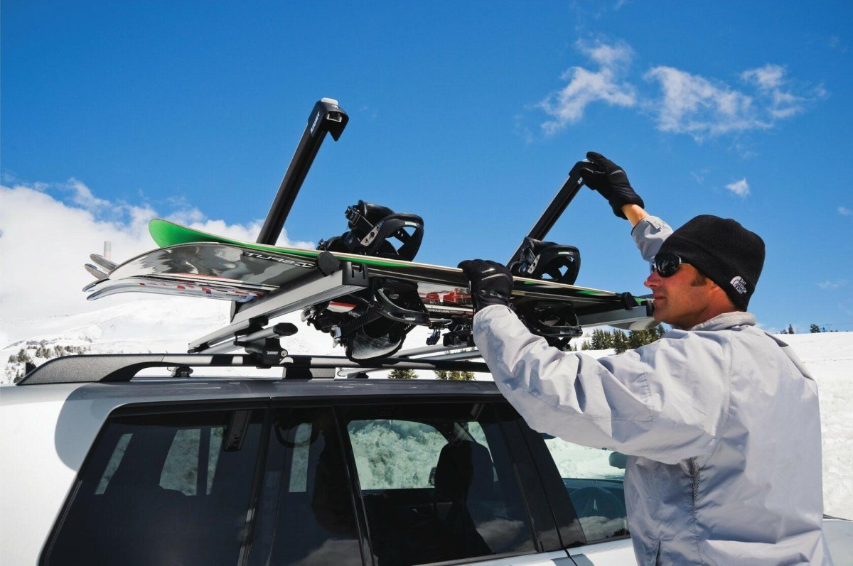 Крепление для сноуборда на крышу автомобиля Thule