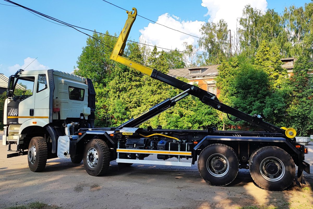 FAW 3310 8х4