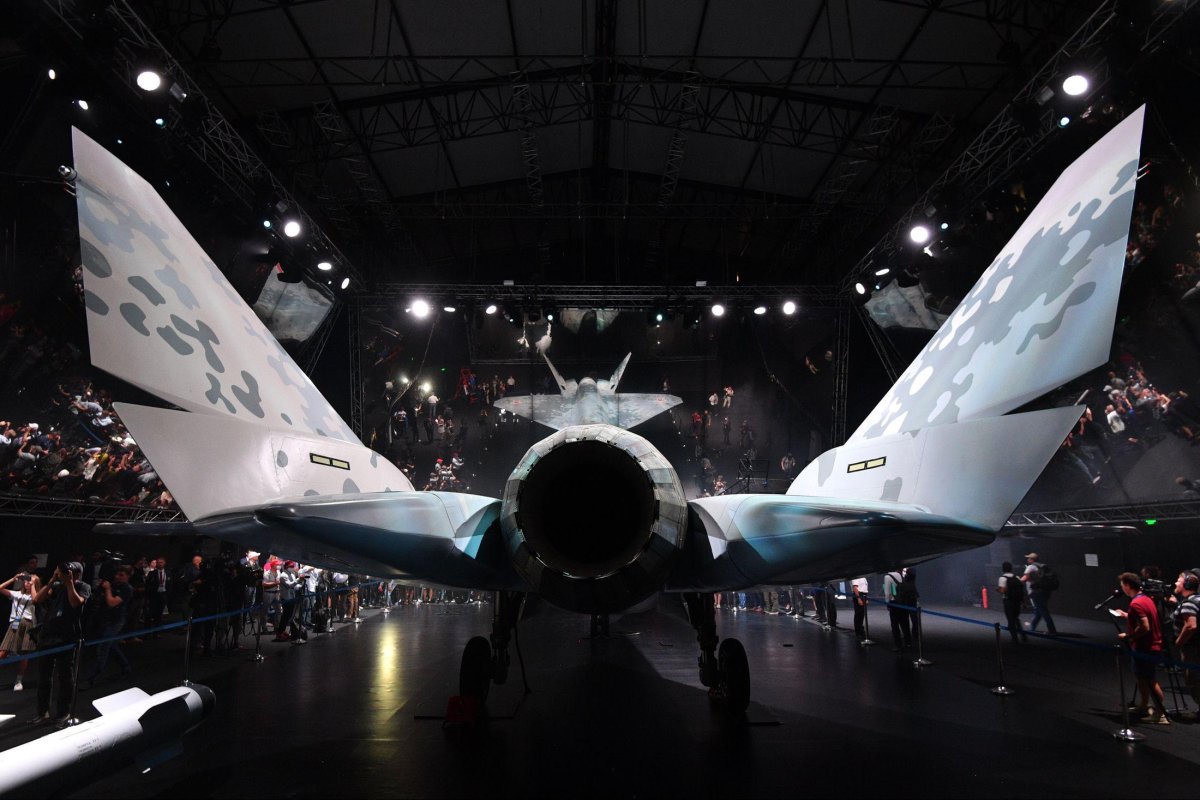 Су 75 самолет Макс 2021