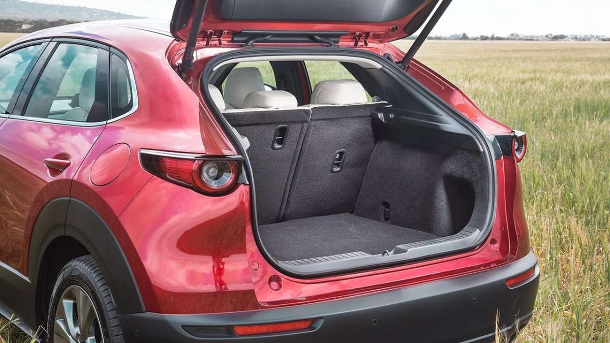 Мазда сх30 багажник