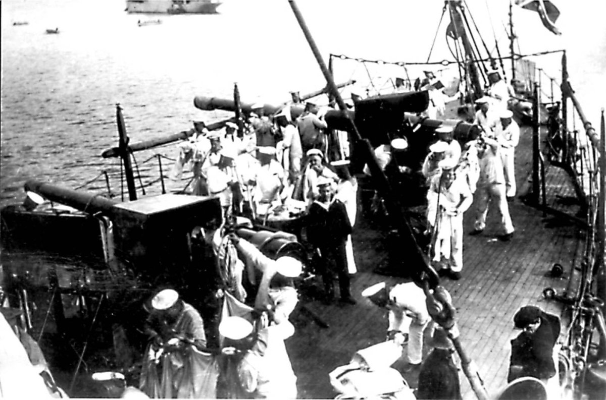 Крейсер Варяг 1904 год