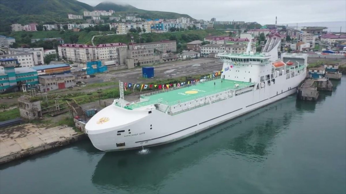 Паром Сахалин Ванино