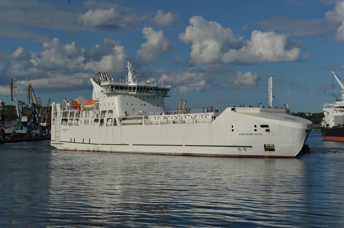 Александр Деев судно