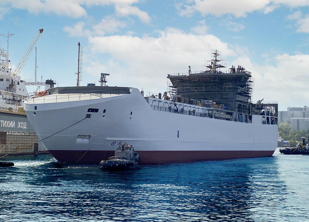 Паром Грузопассажирский Александр Деев