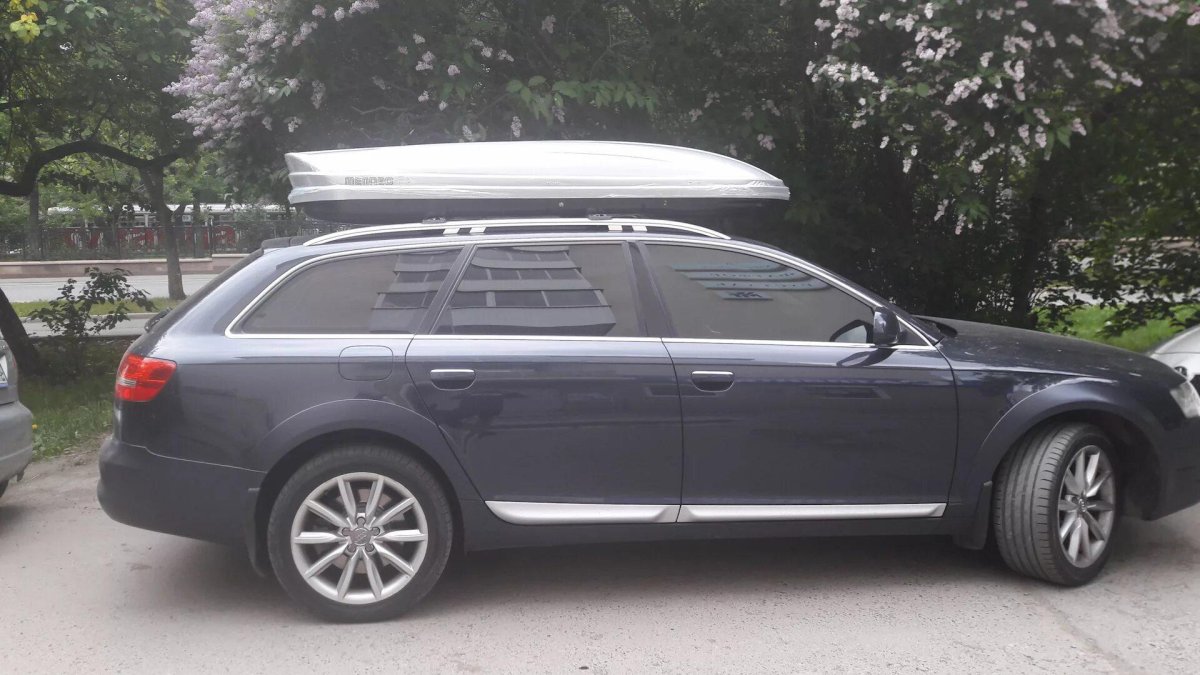 Thule Dynamic 900 Audi q5