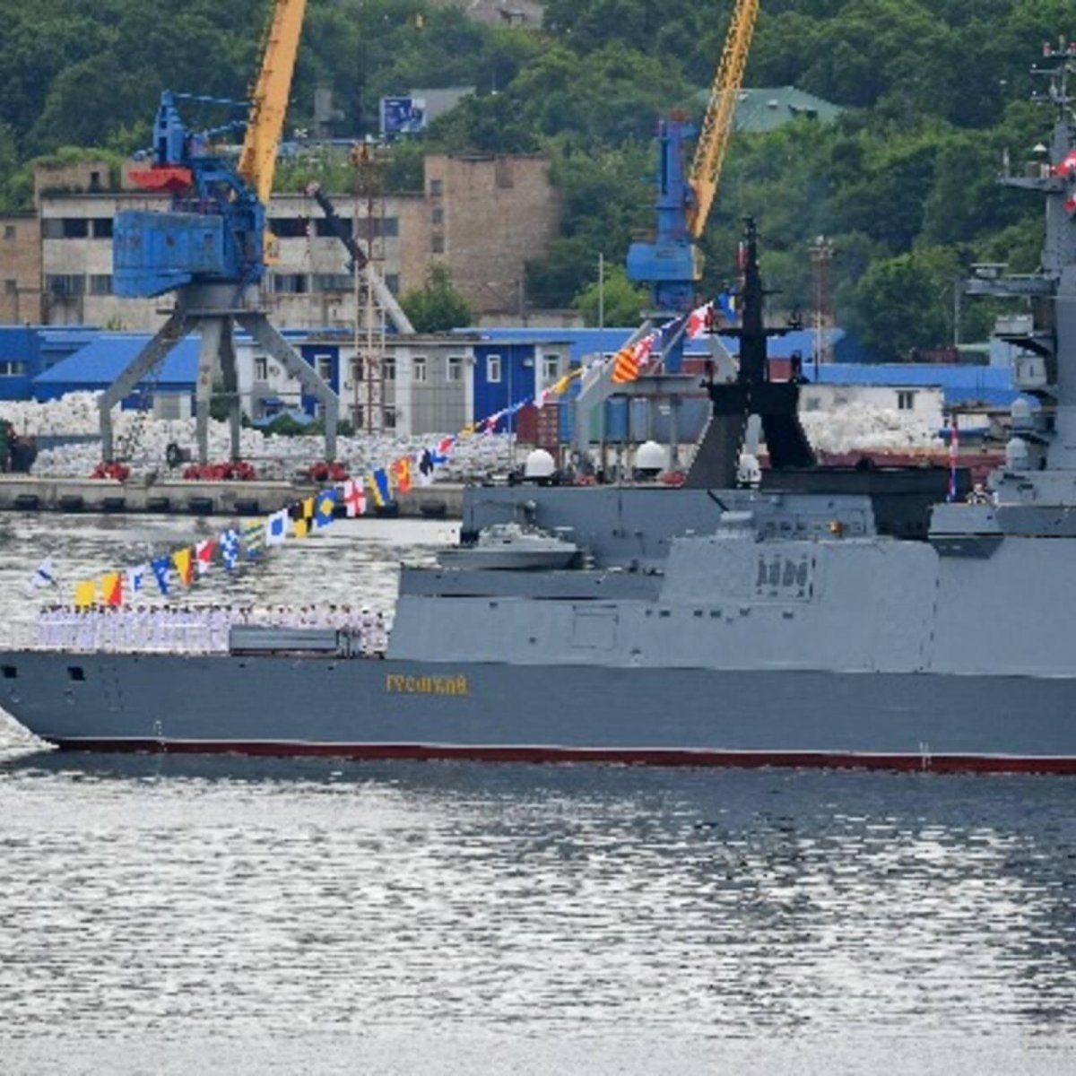 Корвет ТОФ «громкий»