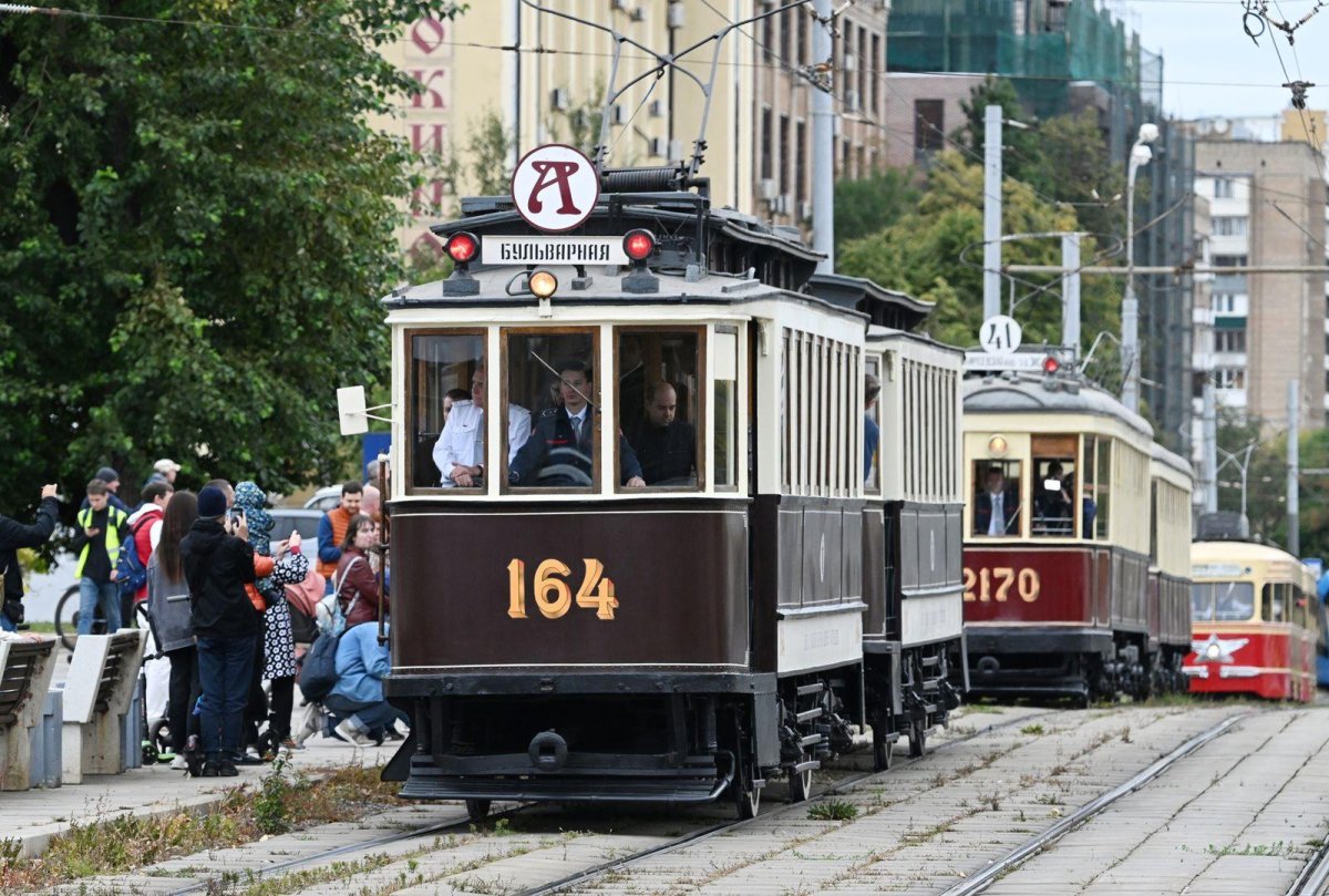 Трамвай двухсторонний Челябинск