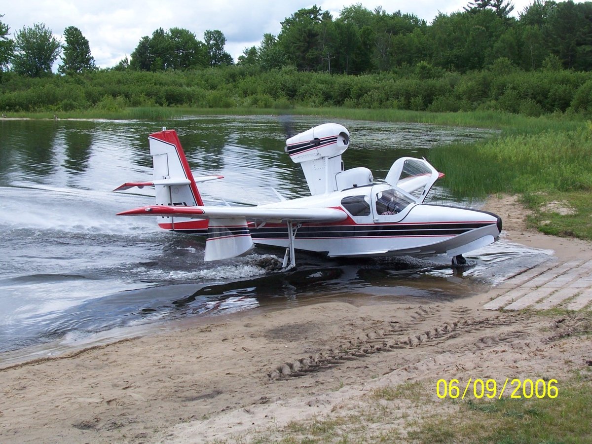 Lake 250 самолет