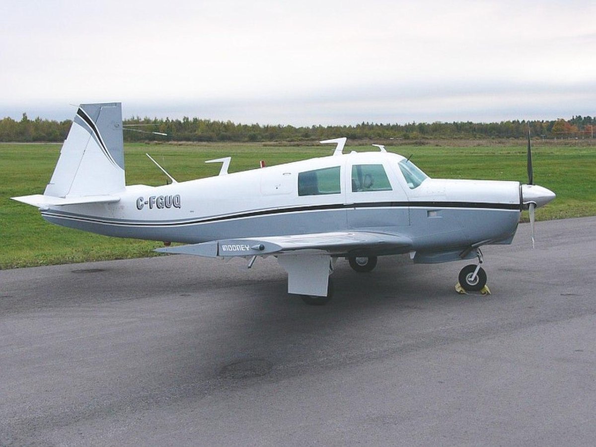 Mooney m20
