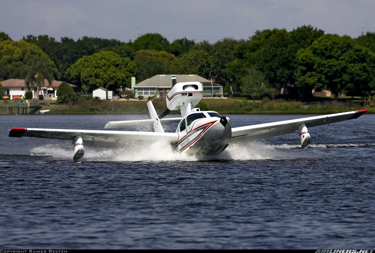 Lake la–250 Renegade