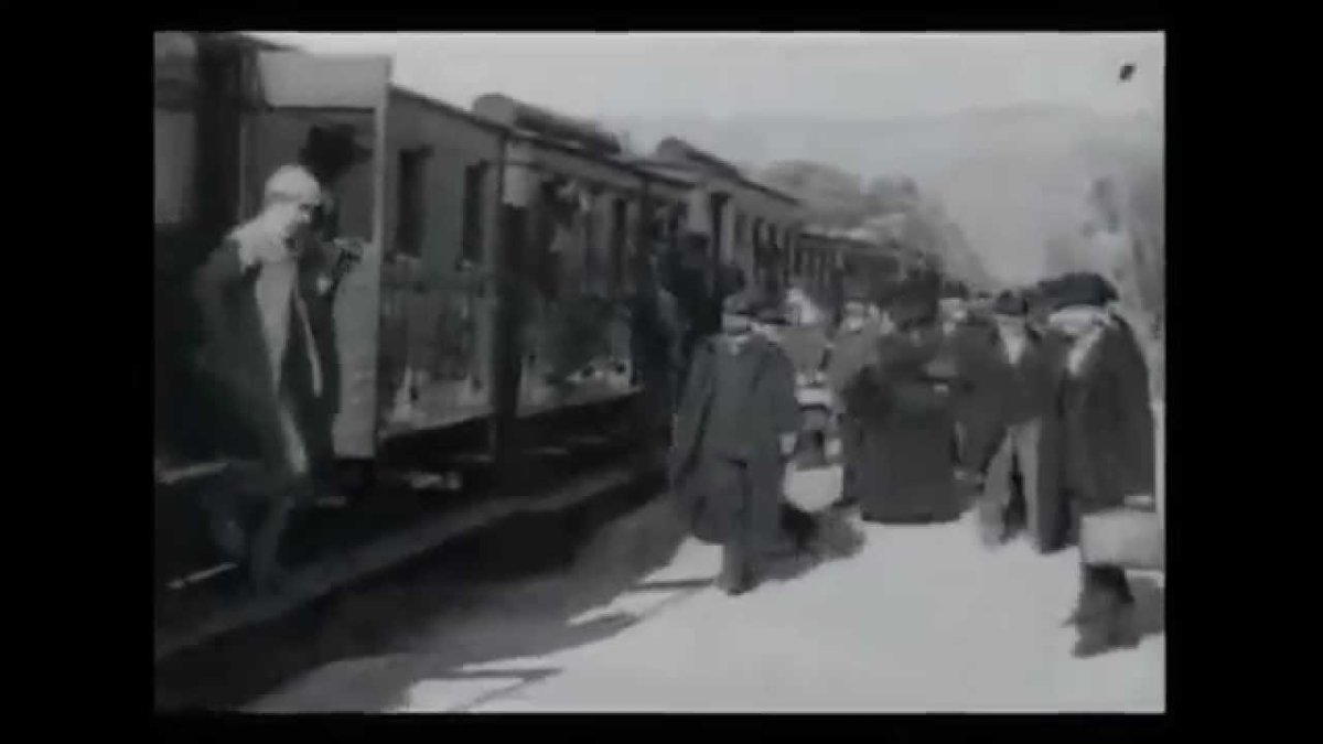 Прибытие поезда на вокзал города ла-Сьота фильм 1896