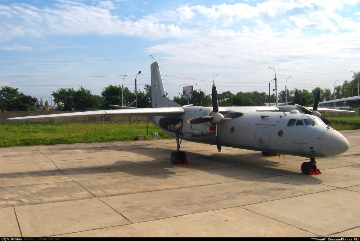 АН-24 ВВС СССР