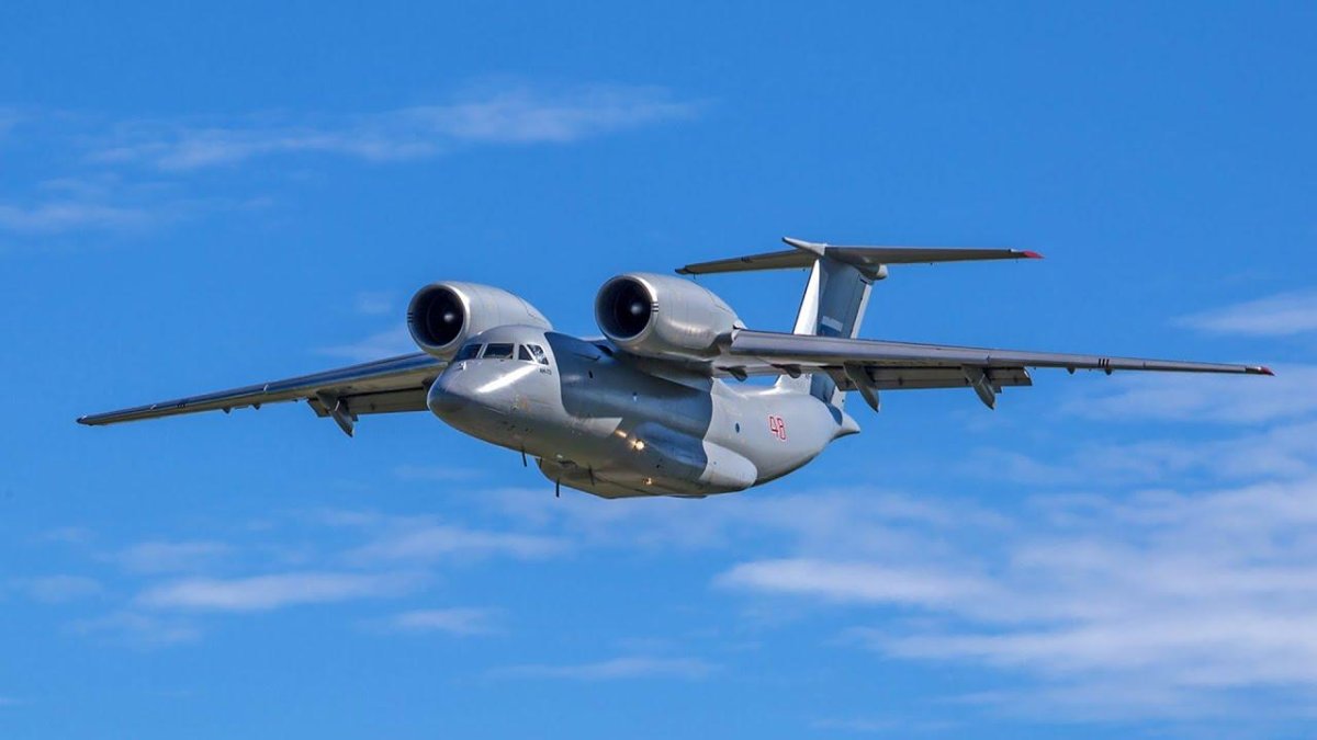 Самолет АН 72