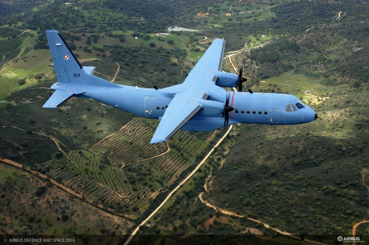 Casa c-295