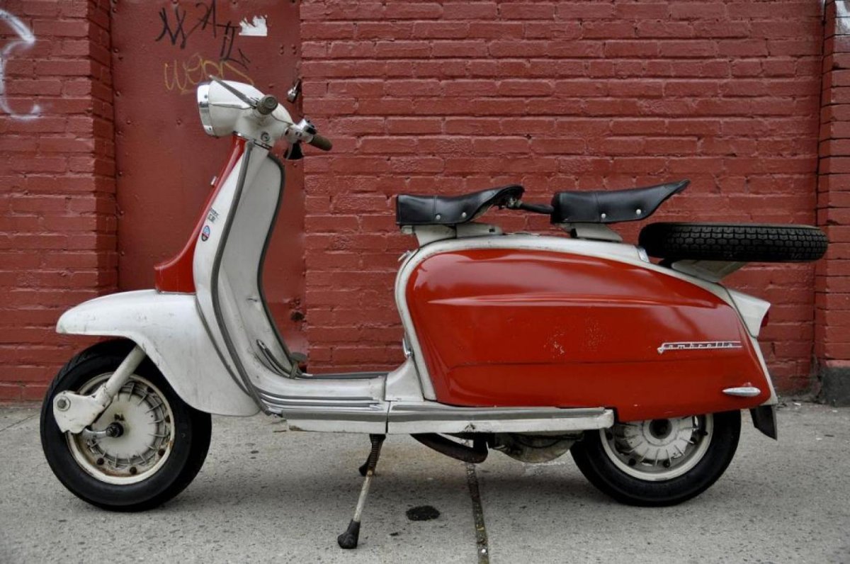 Итальянские мотороллеры Lambretta