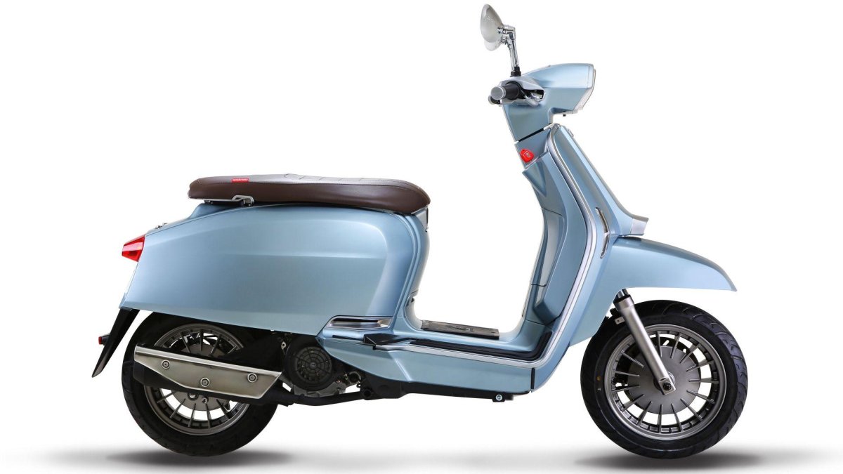 Lambretta v200