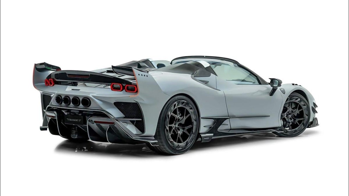 Ferrari sf90 Spider Mansory
