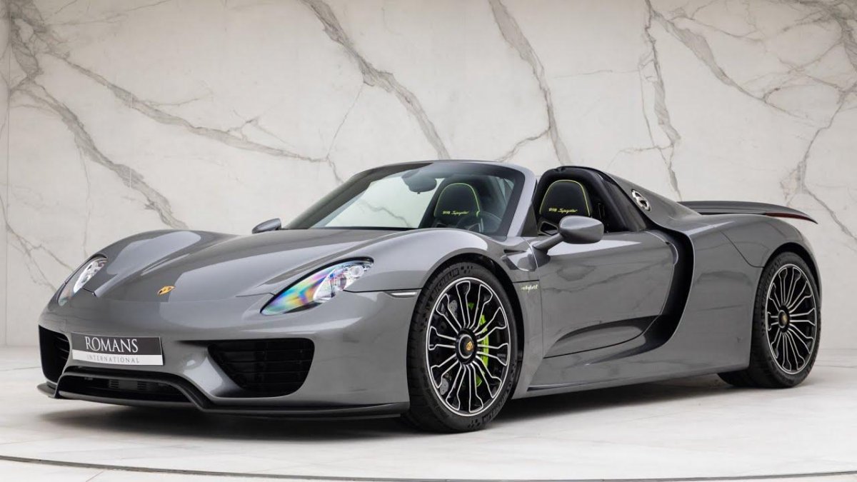 Porsche 918