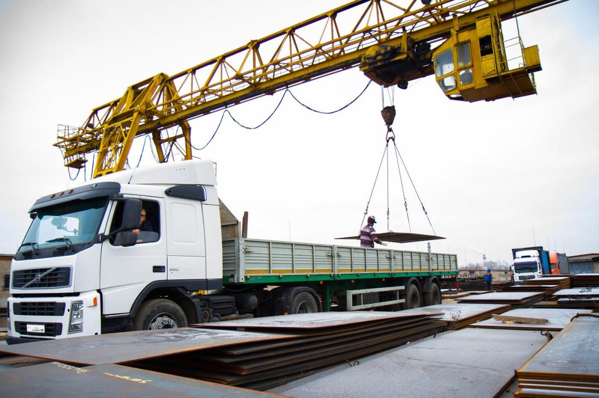 Погрузка металла