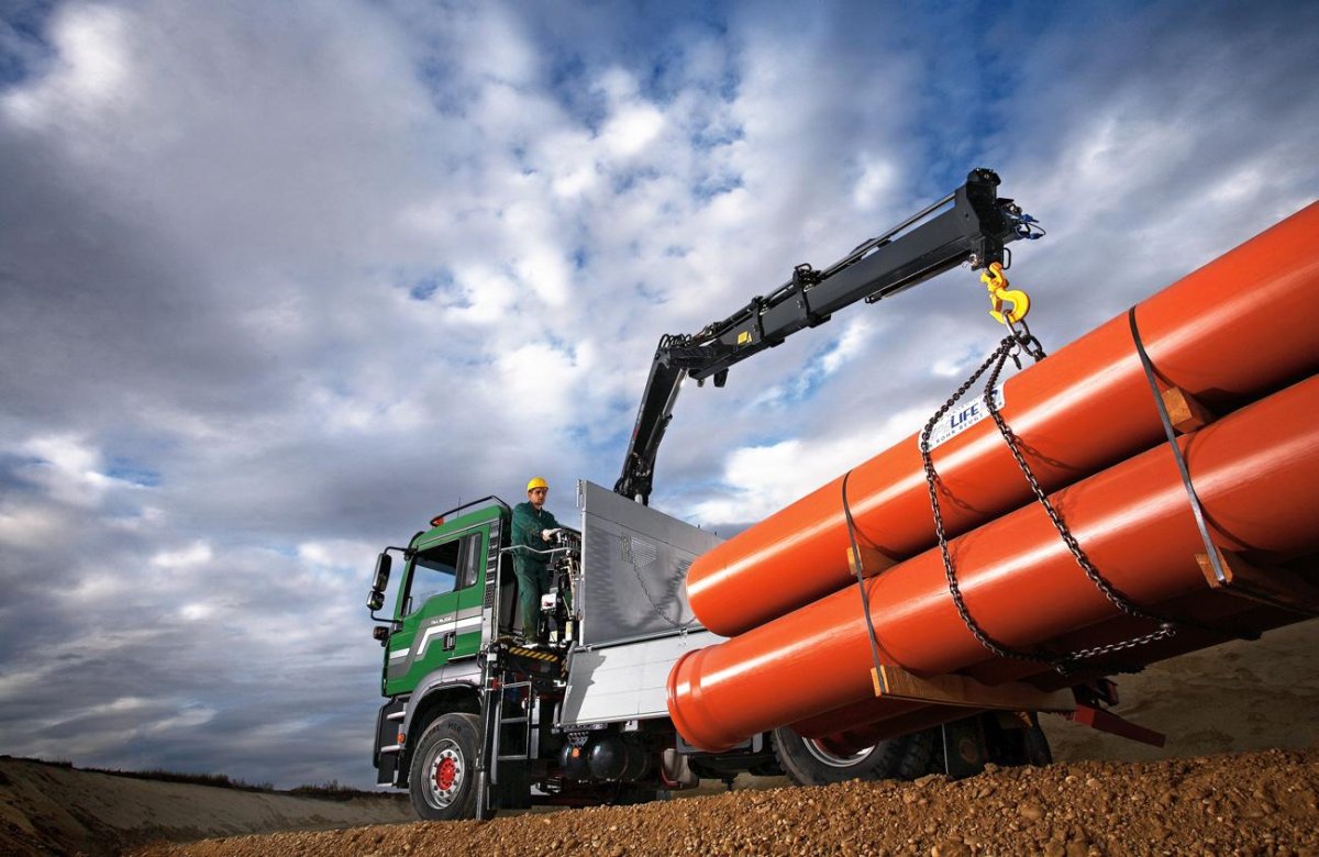 Машина для перевозки труб