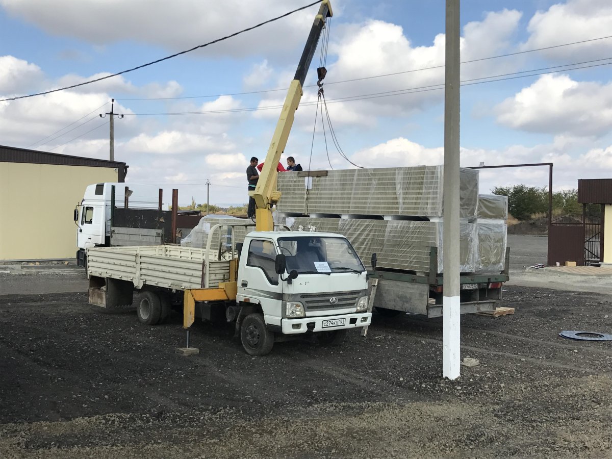 Погрузка манипулятором