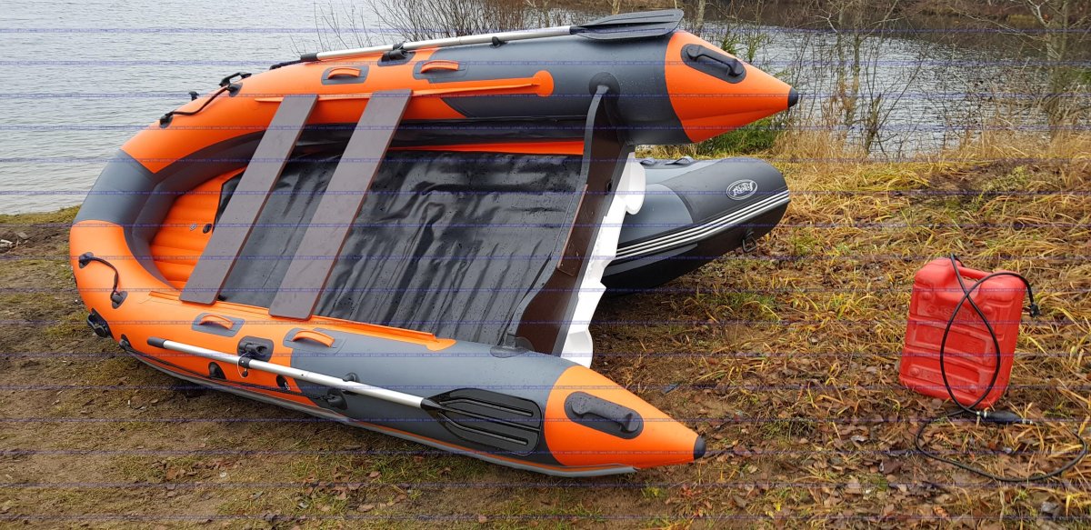 Лодка риф Скат 400