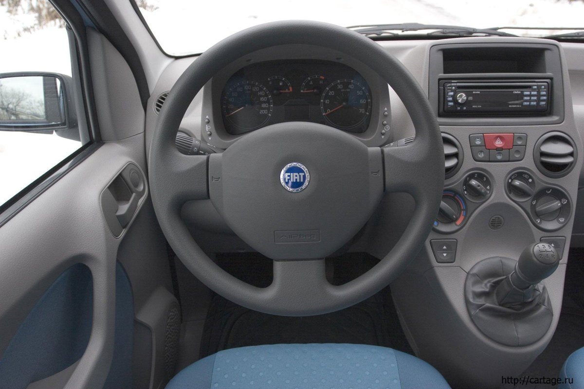 Fiat Panda 2008 салон