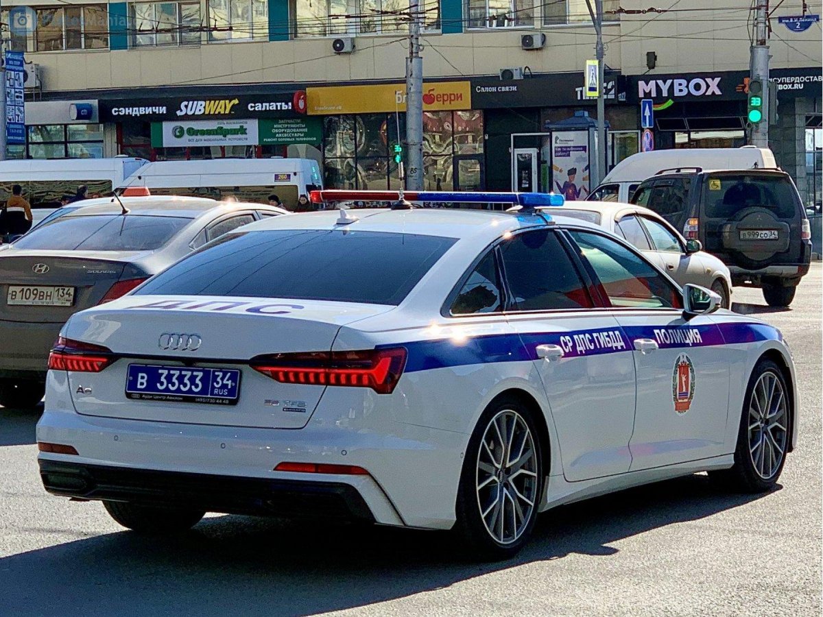 Ауди а6 полиция