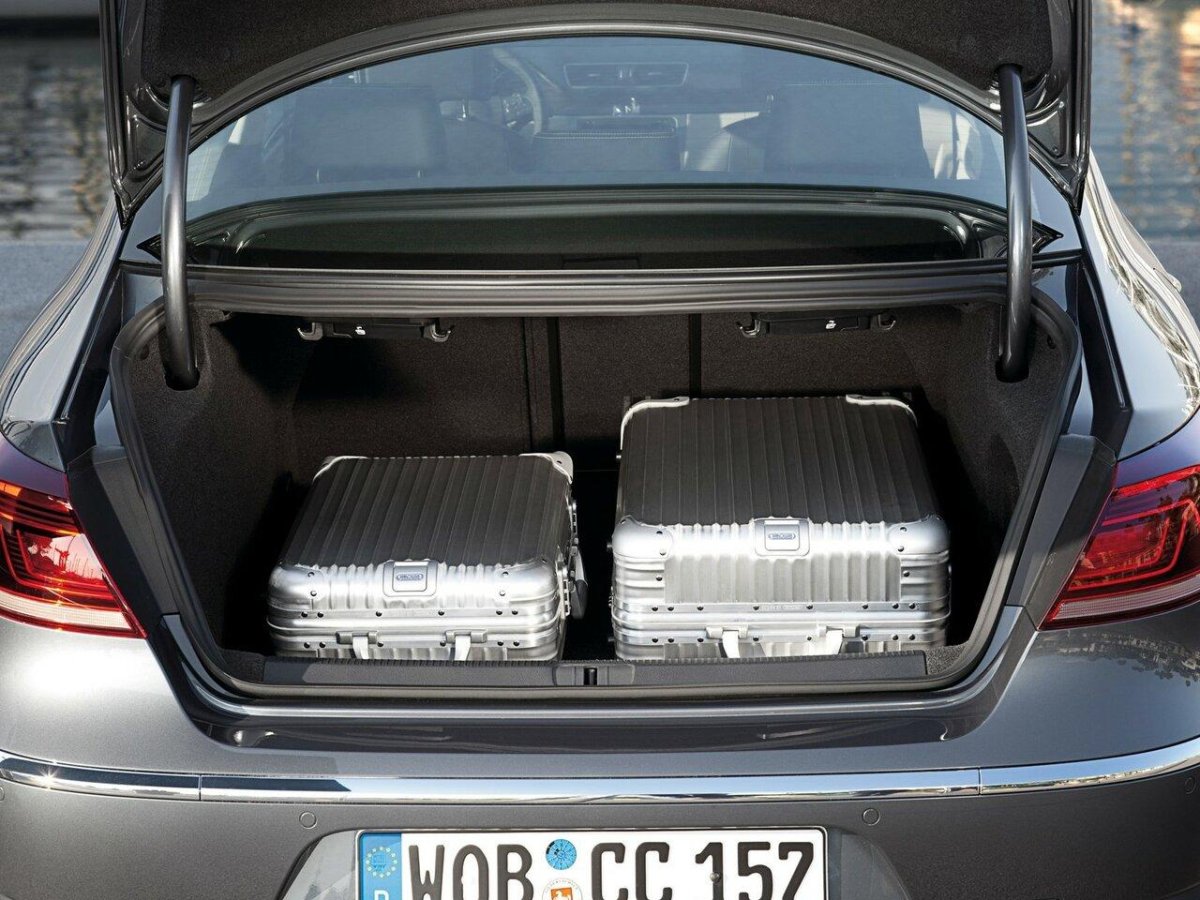VW Passat cc 2011 багажник