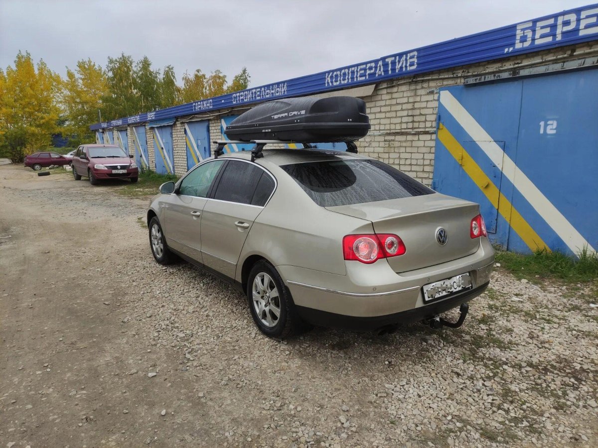 Автобокс на крышу на Geely Coolray