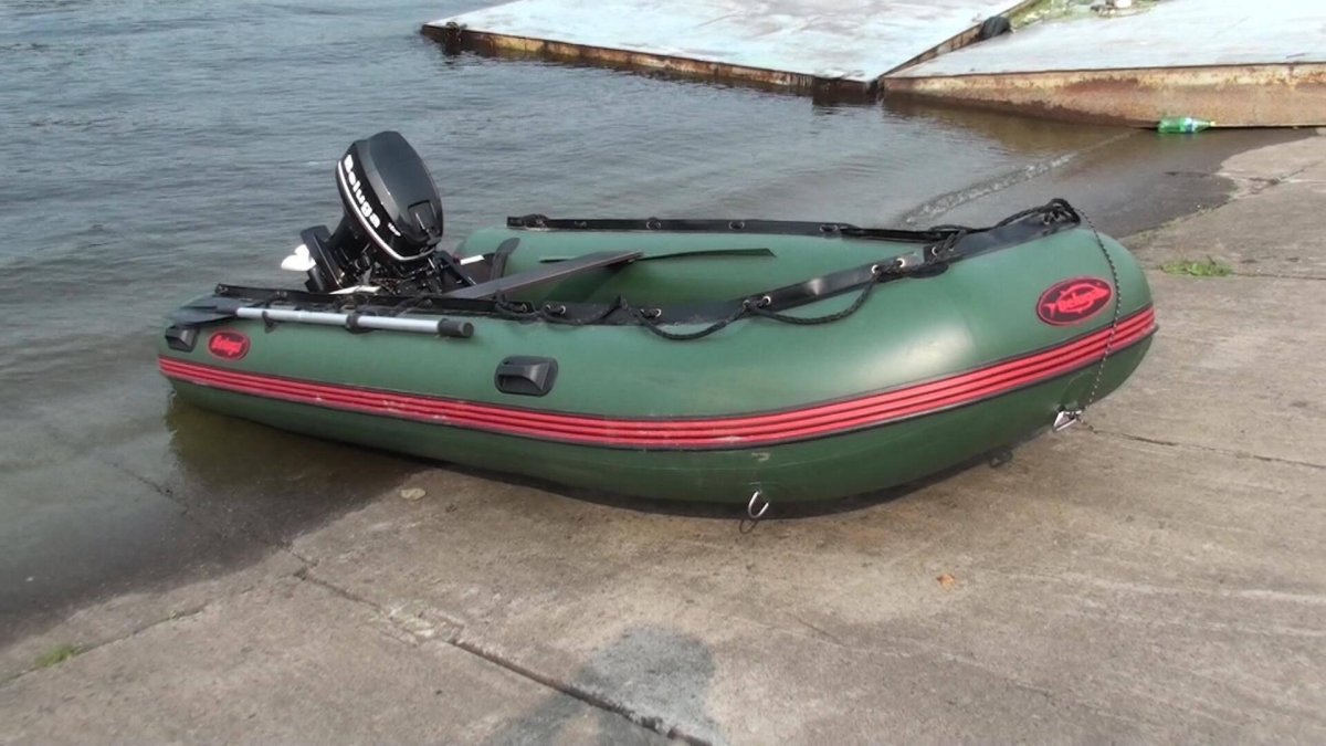 Лодка Белуга 330