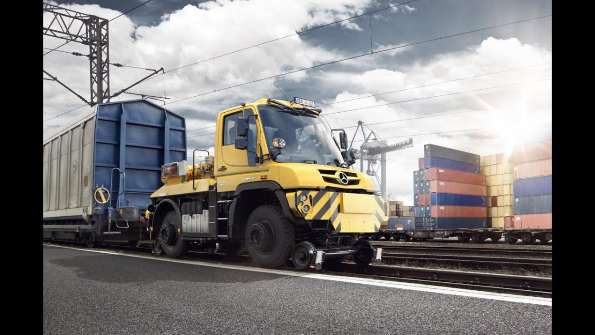 Локомобиль Unimog