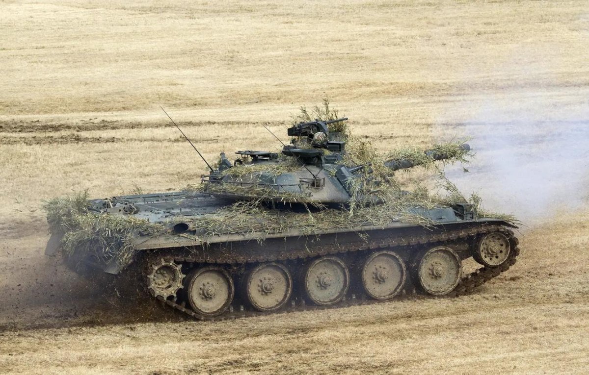 Японский танк Type 74