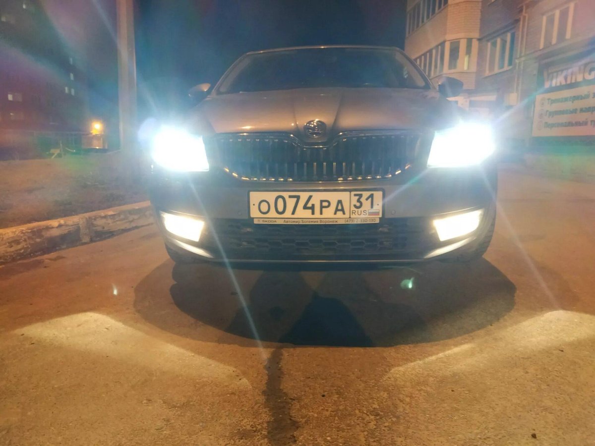 Led лампы в ПТФ Skoda Octavia a7
