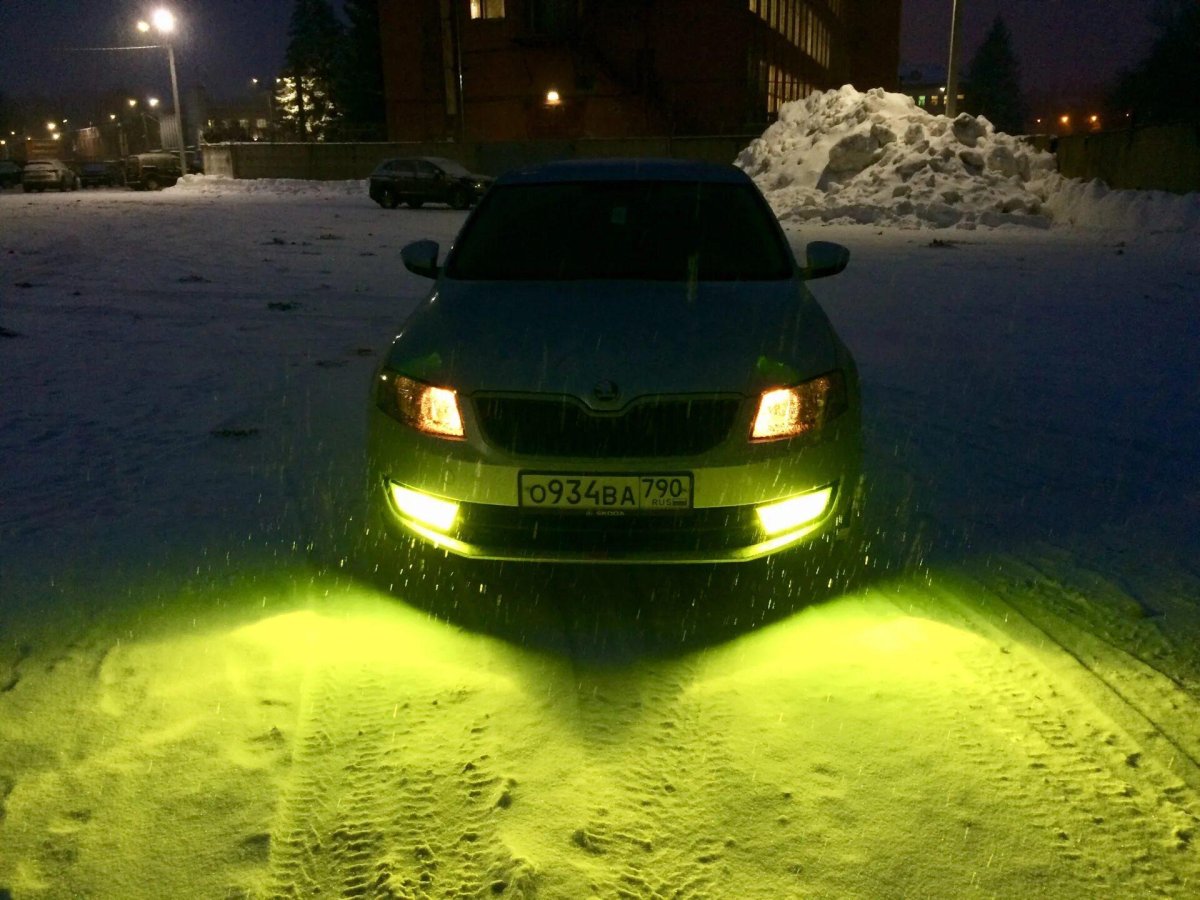 Желтые противотуманки Рапид