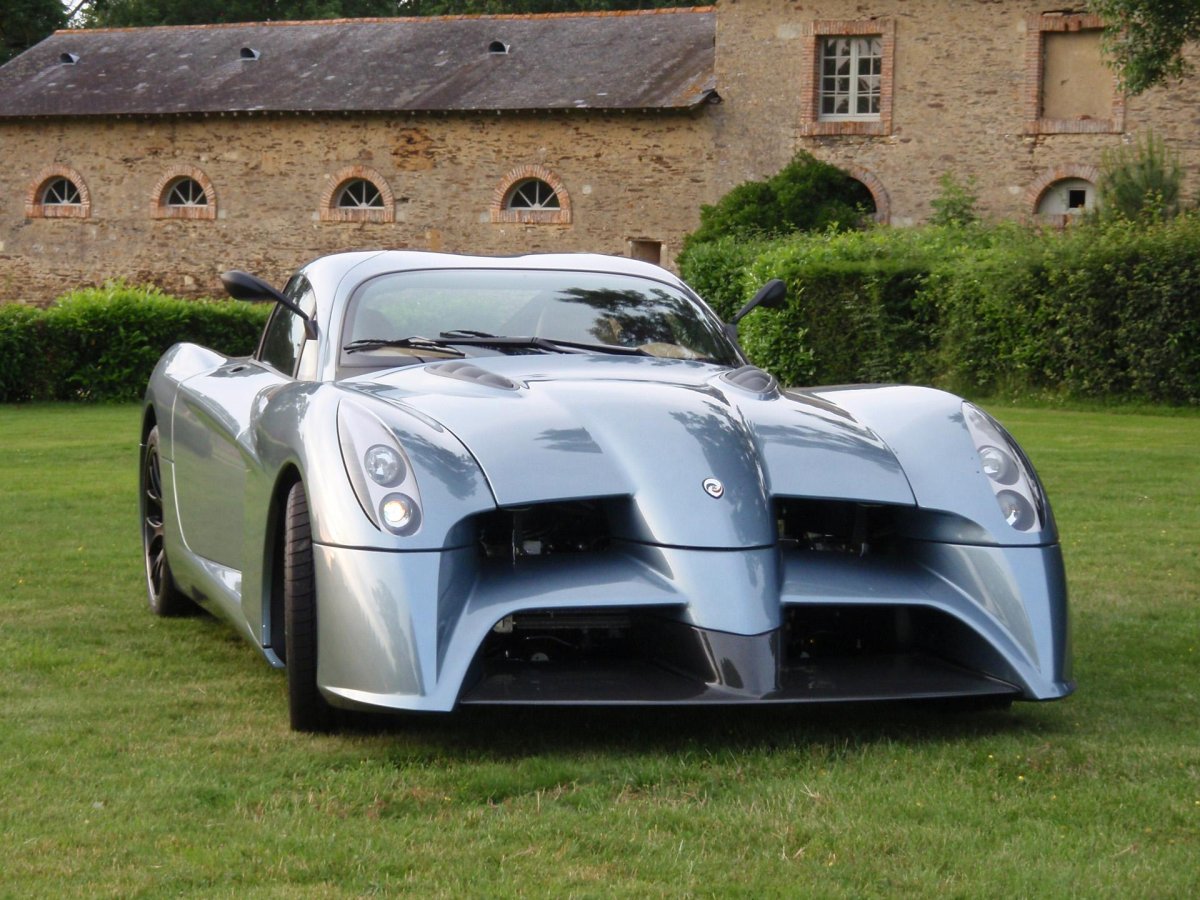 Panoz Abruzzi