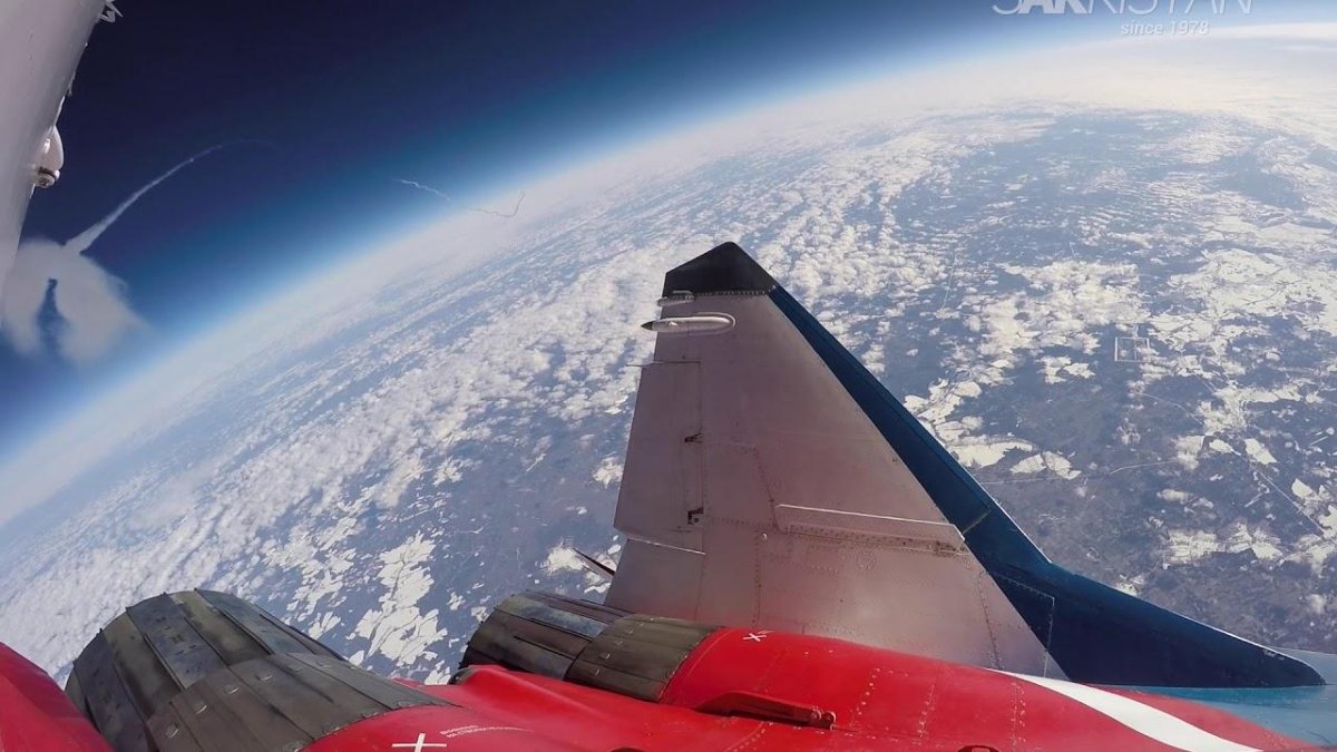 Миг 29 в стратосфере