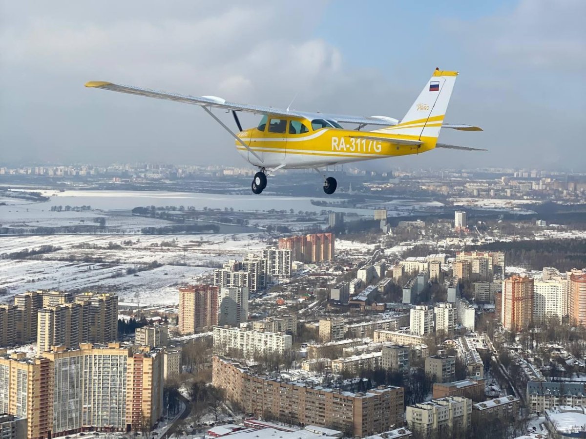 Полет над Москвой