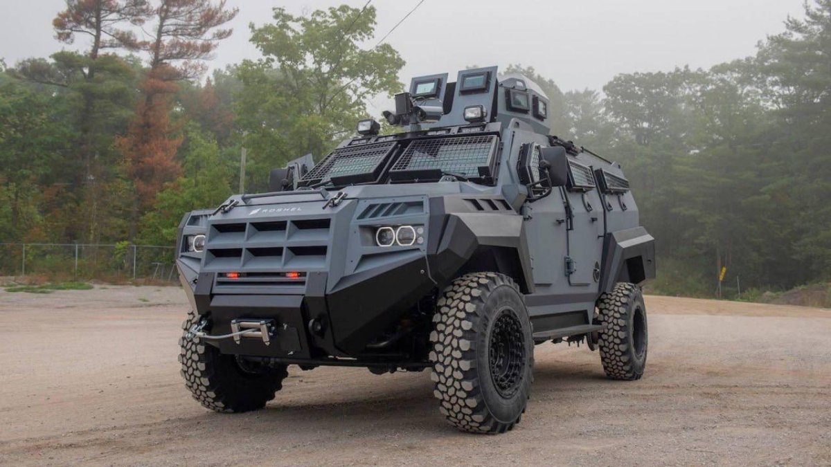 ,Бронеавтомобиль Roshel Senator-APC_2