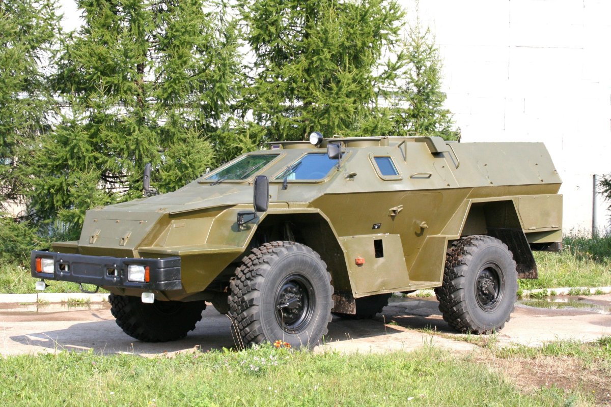 Бронеавтомобиль КАМАЗ-43269 выстрел