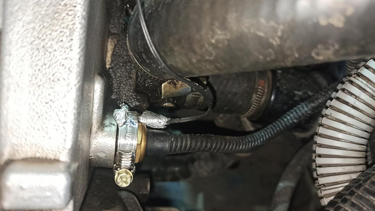 Датчик температуры двигателя 2108