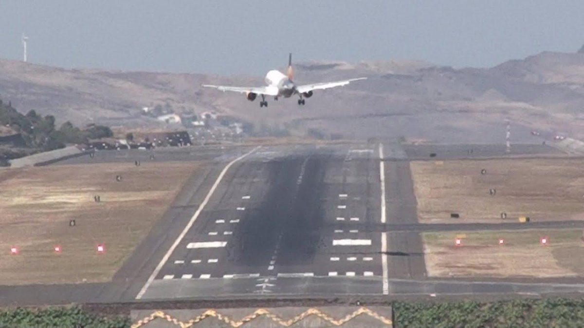 Мадейра взлетно посадочная полоса