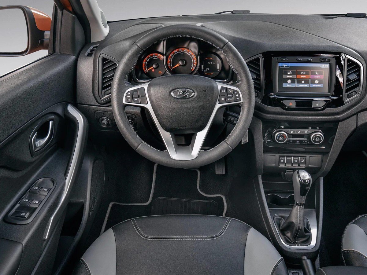 Лада х-Рей кросс салон