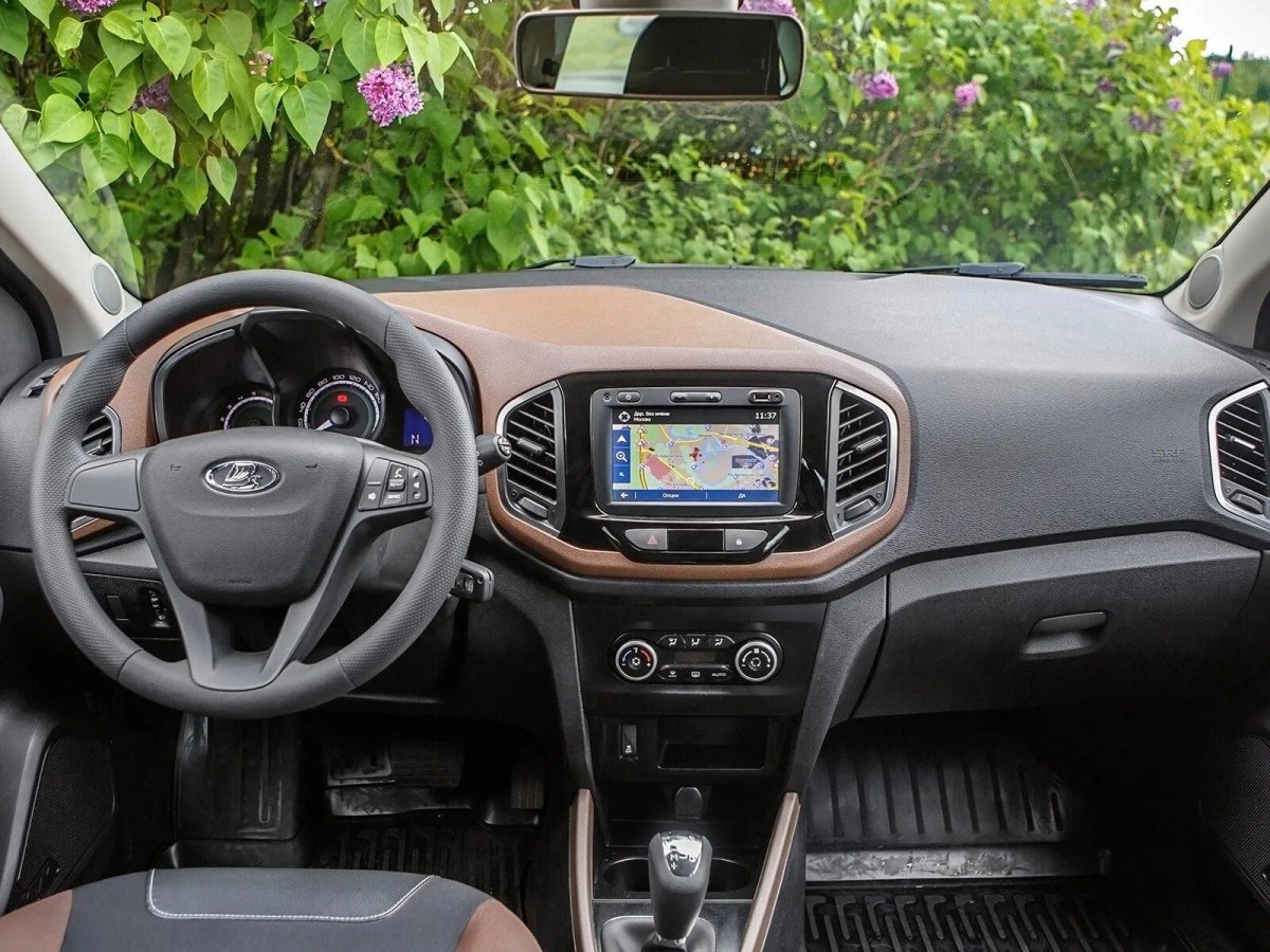 Lada XRAY 2017 салон