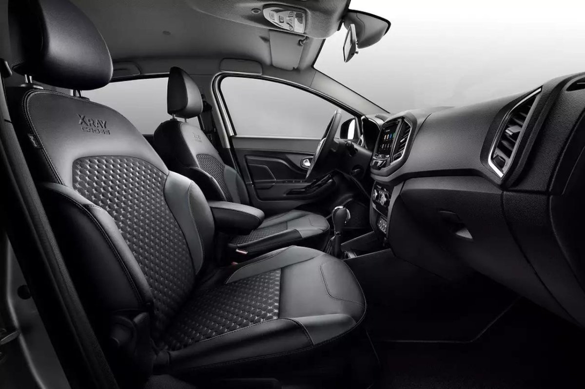 Lada XRAY Cross