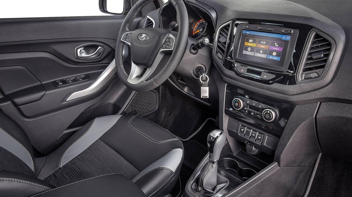 Лада х-Рей кросс 2022