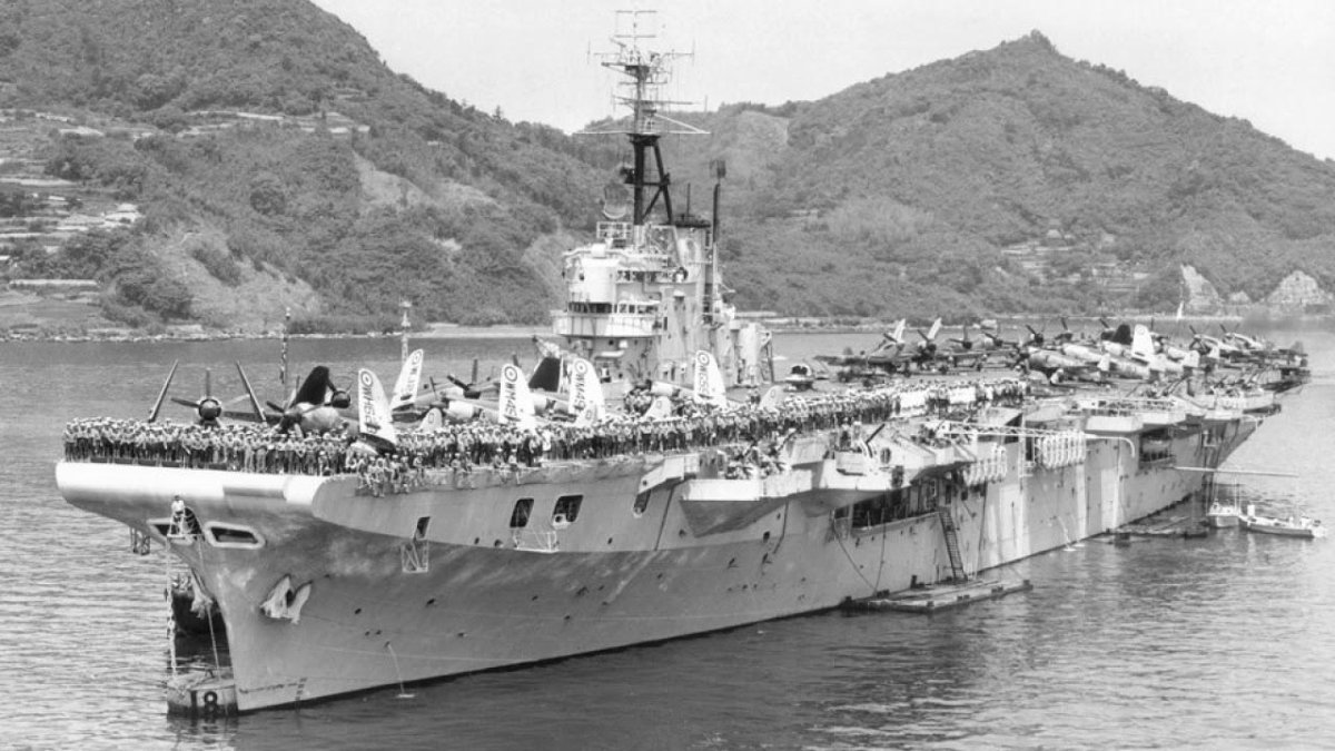 HMS авианосец