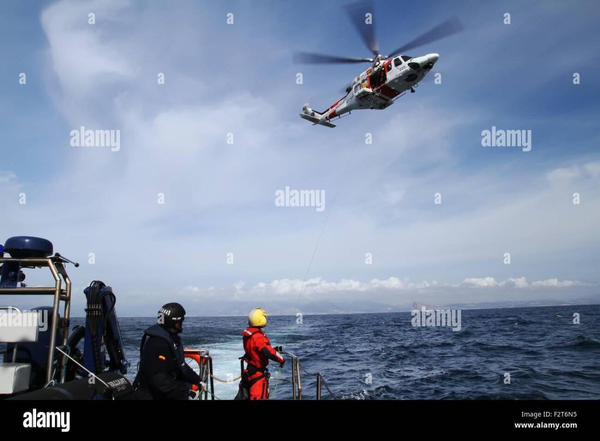 Спасательная служба Испания вертолет