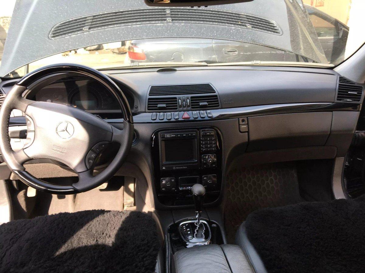 W220 дерево салона в черный глянец