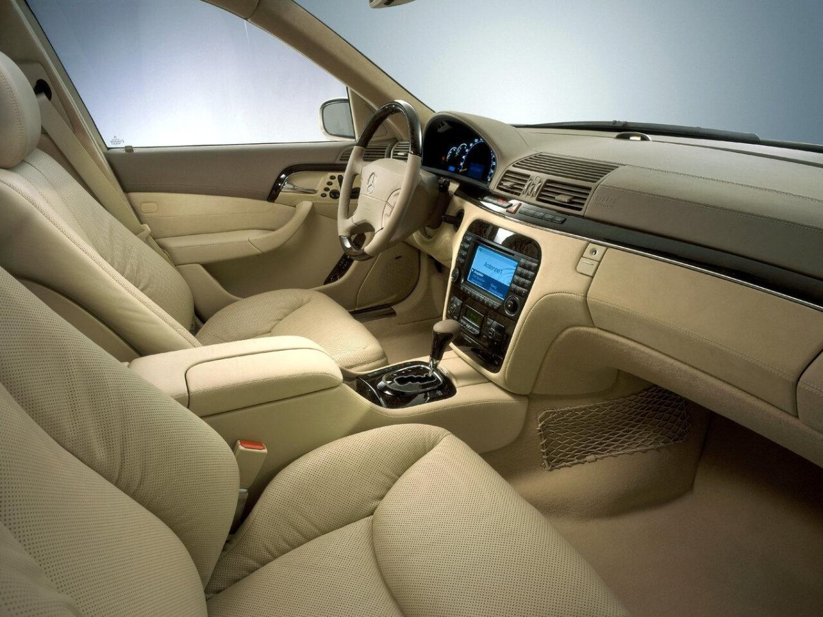 Mercedes Benz s class w220